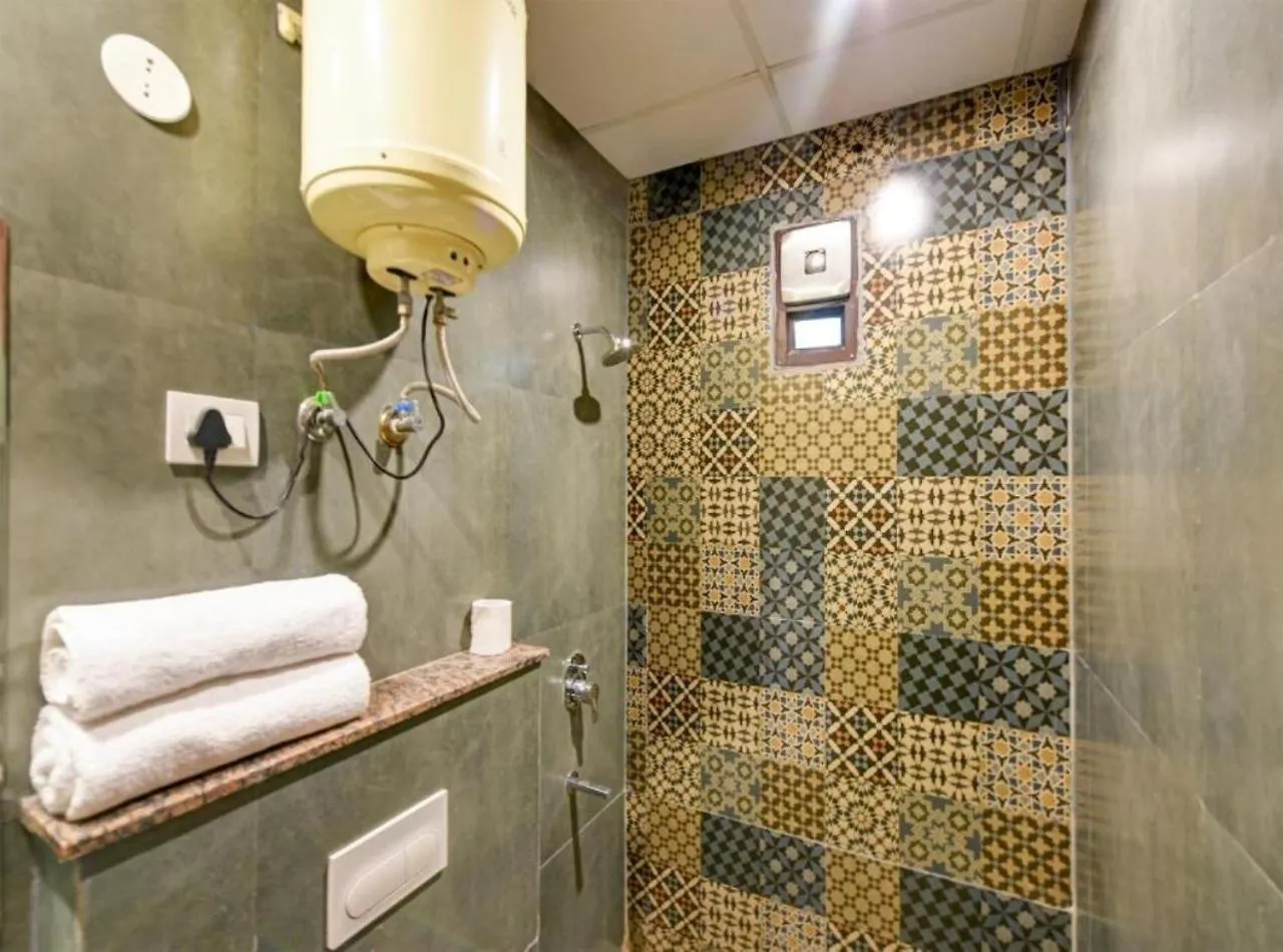 Hotel Grand Rosewood Near Delhi Igi Airport Indie